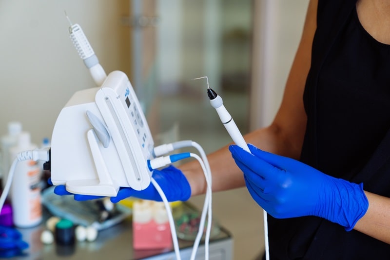 Skaler stomatologiczny