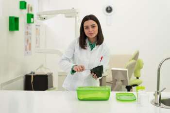 Biomateriały w stomatologii